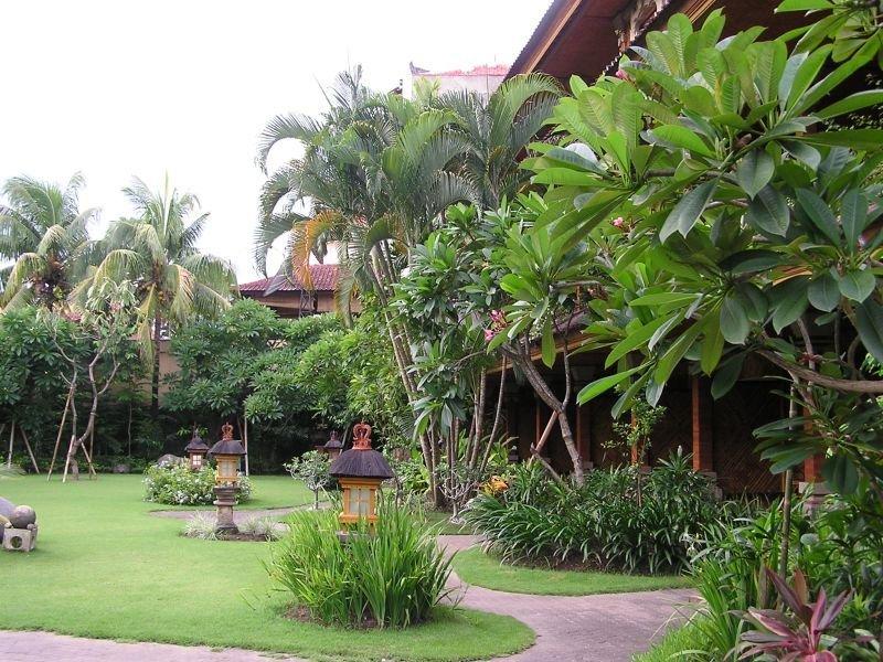 โรงแรมมาตาฮารี บังกาโล เลอกีอัน ภายนอก รูปภาพ