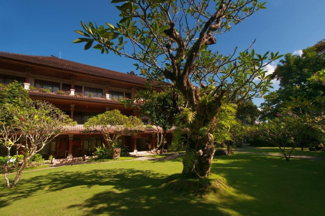 โรงแรมมาตาฮารี บังกาโล เลอกีอัน ภายนอก รูปภาพ